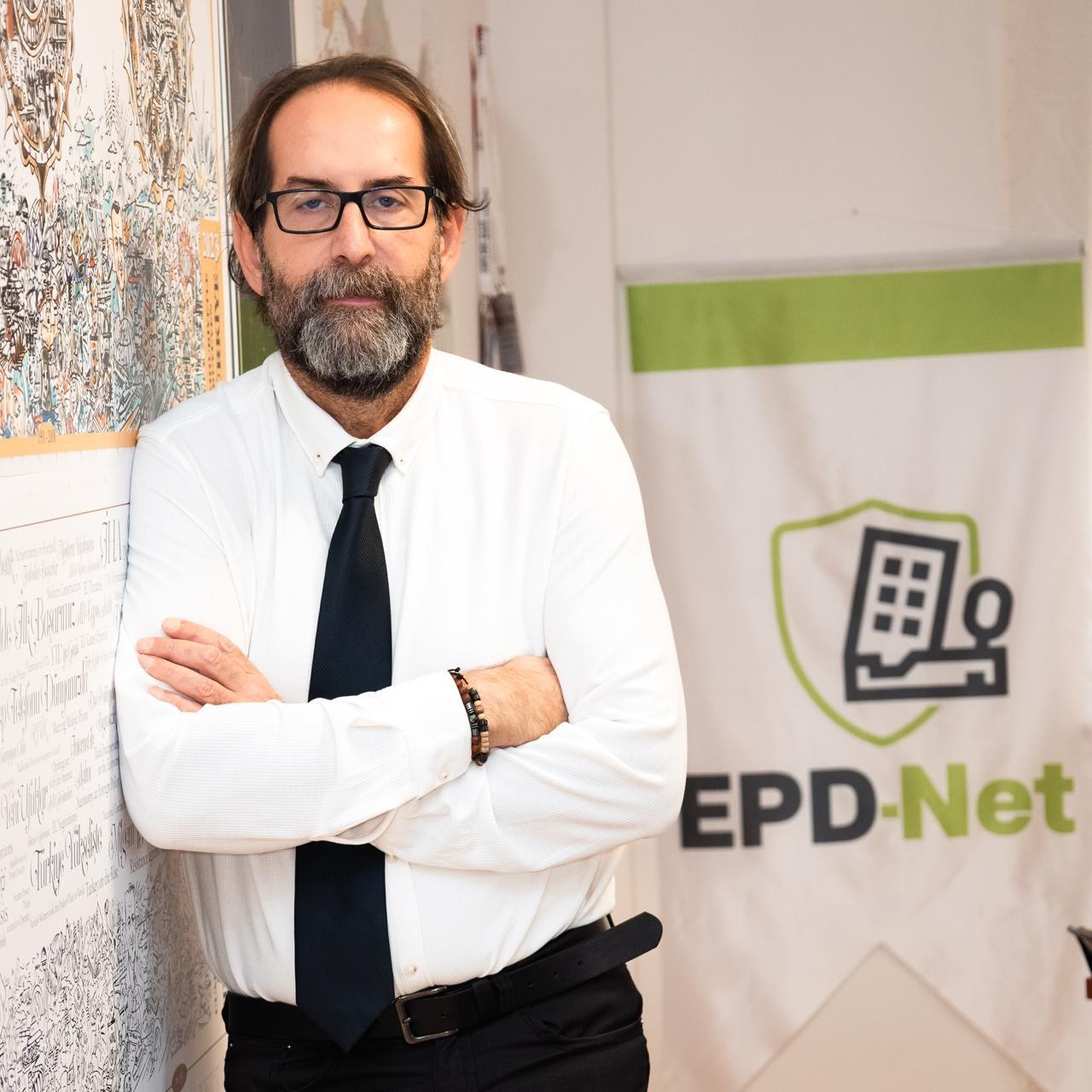 Prof. Dr. Alper Çabuk
